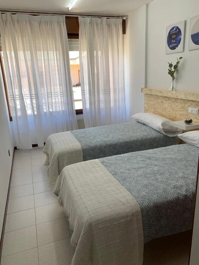 Chalet En Laredo Cerca De La Playa. Villa Eksteriør billede